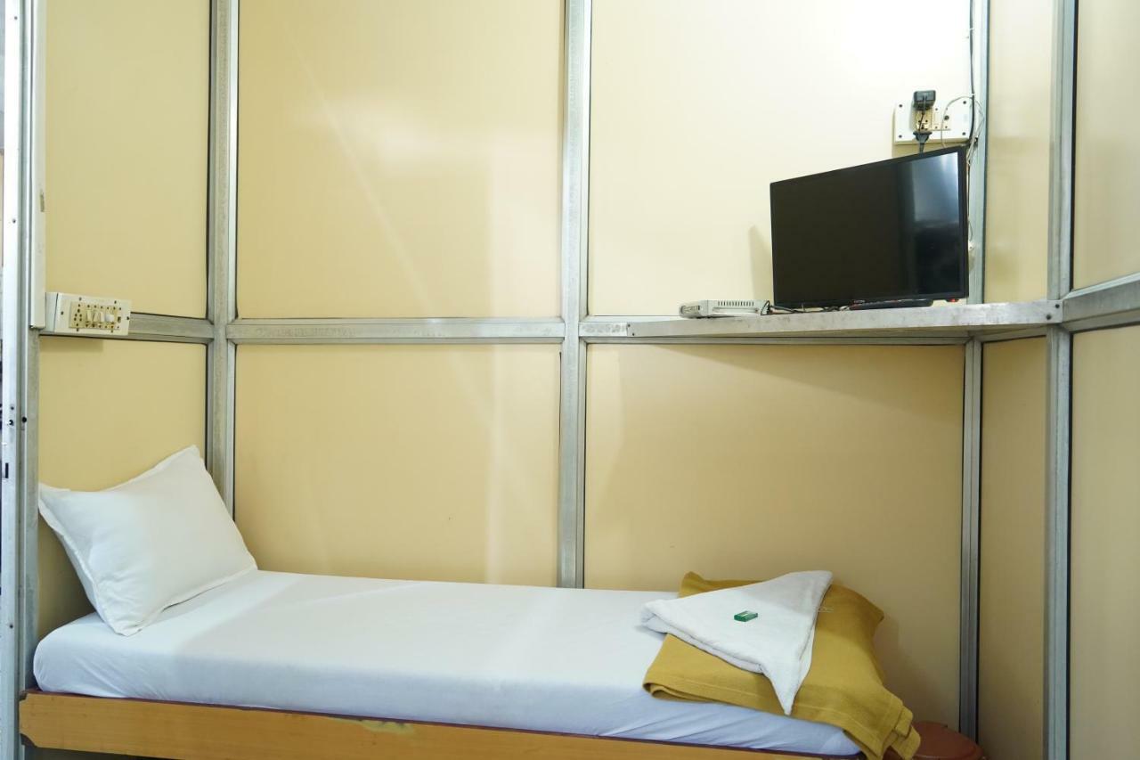 Sharda Residency Hotel มุมไบ ภายนอก รูปภาพ